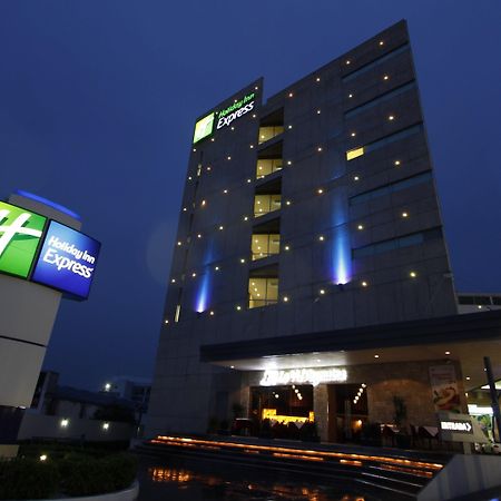 Holiday Inn Express Toluca Galerias Metepec By Ihg Екстер'єр фото