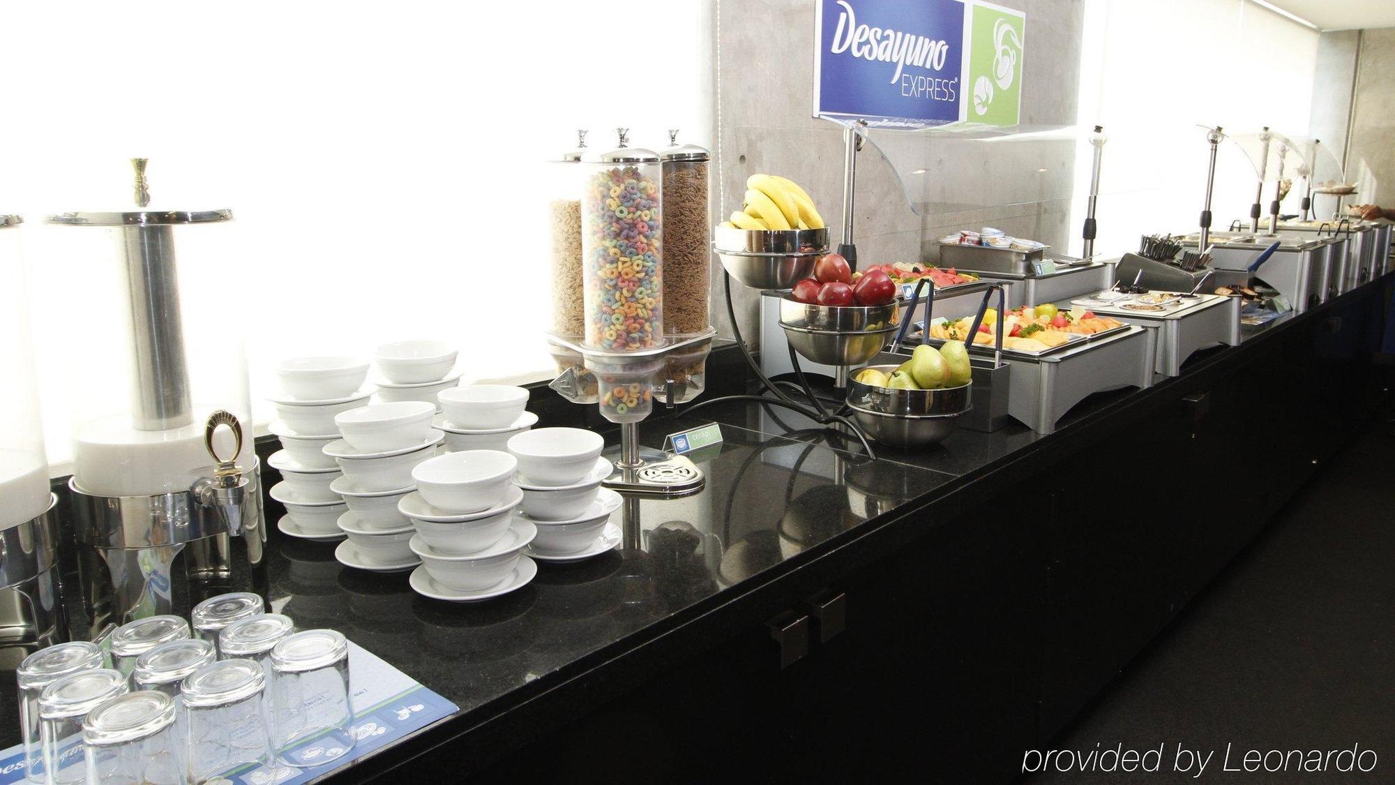 Holiday Inn Express Toluca Galerias Metepec By Ihg Екстер'єр фото